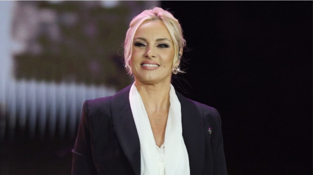 Πέγκυ Ζήνα: «Άκουγα σχόλια από συναδέλφους ότι πάχυνα, ότι σοβάρεψα» [βίντεο]